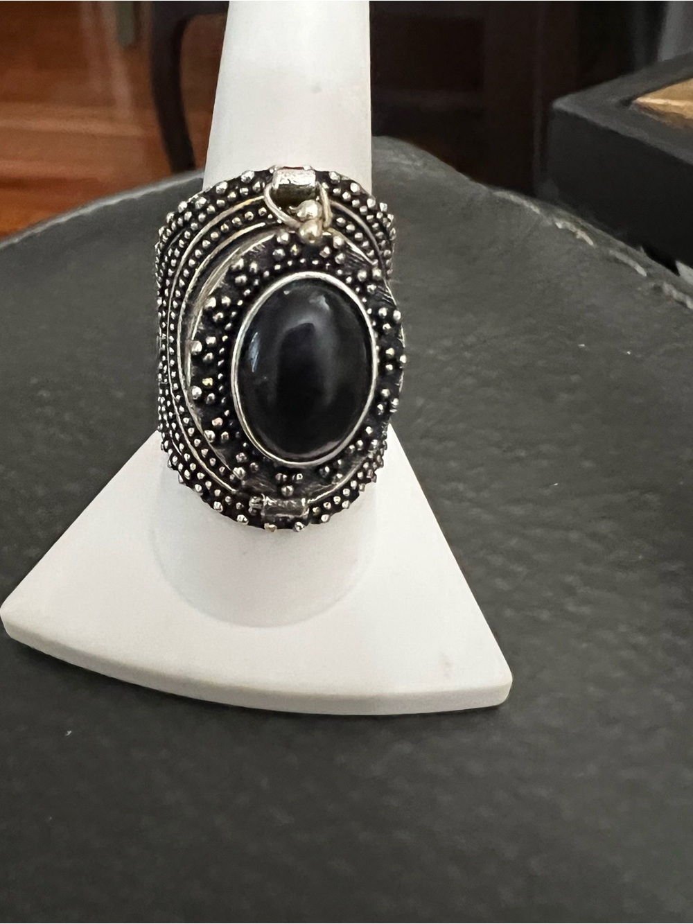 Sterling Silver Amethyst Statement Ring - Poison Ring. Size 7 - Picture 5 of 7